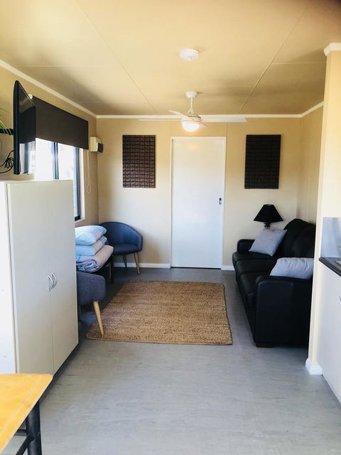 Kendenup Cottages And Lodge - Kempsey Accommodation 5