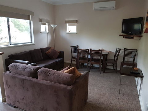 Adamsons Riverside Accommodation - Kempsey Accommodation 38