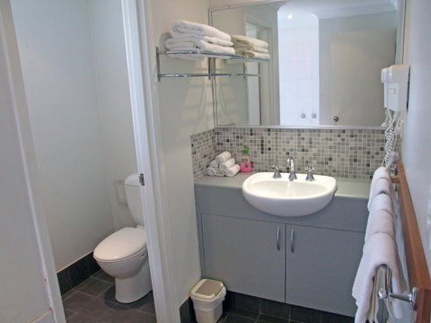 Adamsons Riverside Accommodation - Kempsey Accommodation 28