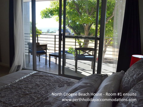 North Coogee Beach House - Kempsey Accommodation 2