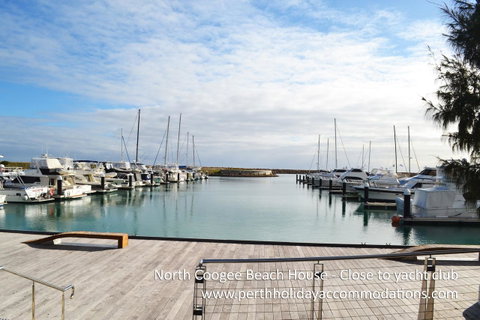 North Coogee Beach House - Kempsey Accommodation 25