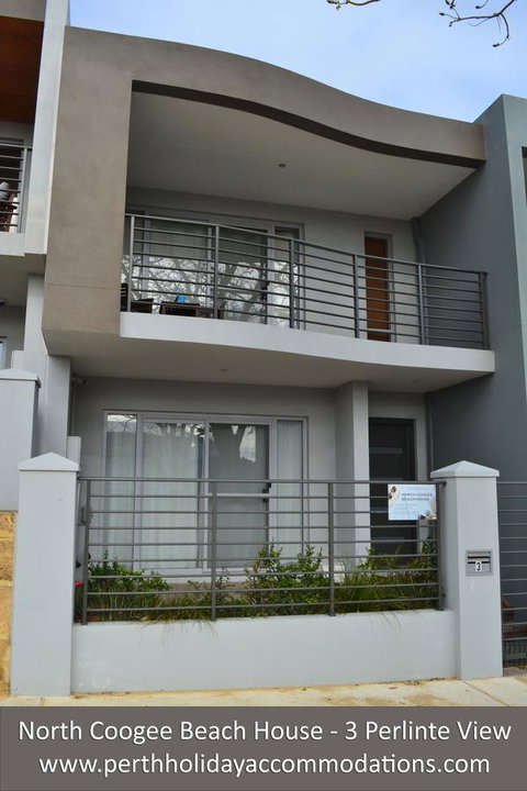 North Coogee Beach House - Kempsey Accommodation 27