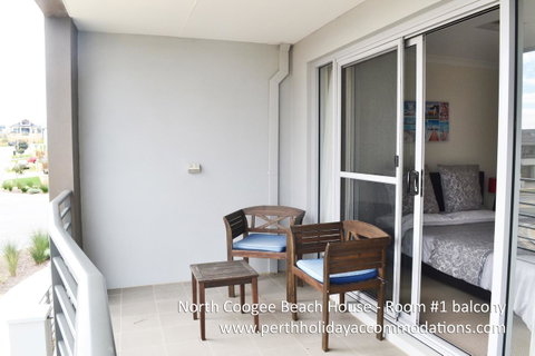 North Coogee Beach House - Kempsey Accommodation 7