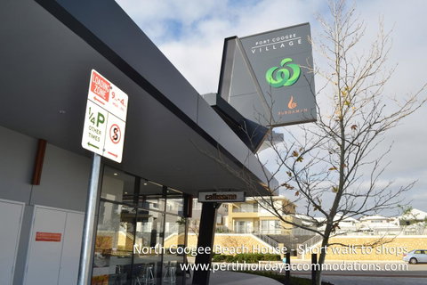 North Coogee Beach House - Kempsey Accommodation 24