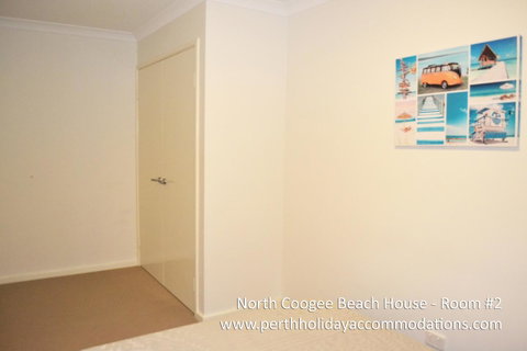 North Coogee Beach House - Kempsey Accommodation 26