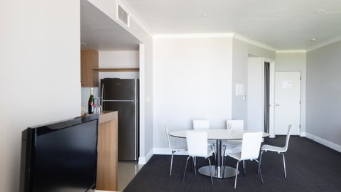 Mullaloo Beach Hotels & Apartments - Kempsey Accommodation 3