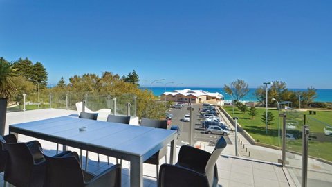 Mullaloo Beach Hotels & Apartments - Kempsey Accommodation 7