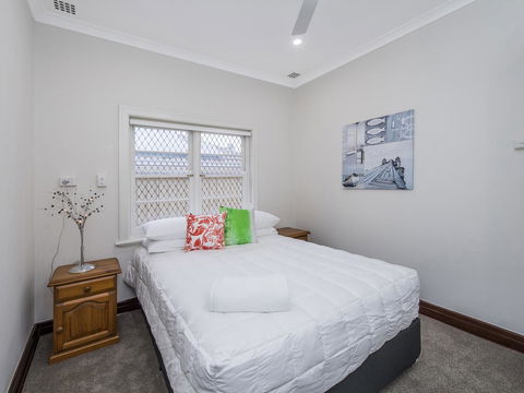 Luxury Federation Style Home - Sleeps 10 - Kempsey Accommodation 12