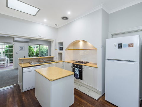 Luxury Federation Style Home - Sleeps 10 - Kempsey Accommodation 6