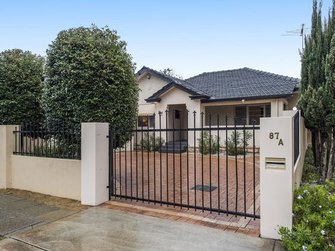 Luxury Federation Style Home - Sleeps 10 - Kempsey Accommodation 17