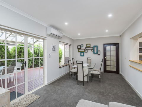 Luxury Federation Style Home - Sleeps 10 - Kempsey Accommodation 2