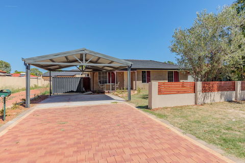 Brilliant, Neat, Convenient, Family-friendly House - Kempsey Accommodation 15