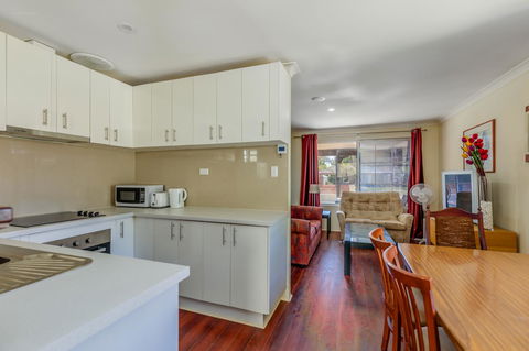 Brilliant, Neat, Convenient, Family-friendly House - Kempsey Accommodation 4