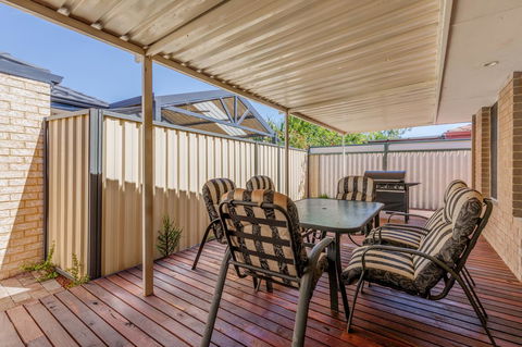 Brilliant, Neat, Convenient, Family-friendly House - Kempsey Accommodation 13