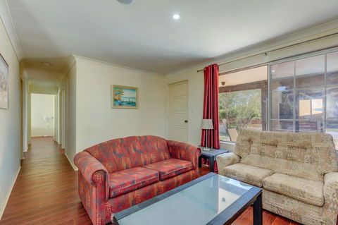 Brilliant, Neat, Convenient, Family-friendly House - Kempsey Accommodation 2