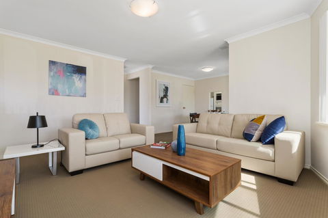 Como South Perth Villa - Kempsey Accommodation 7