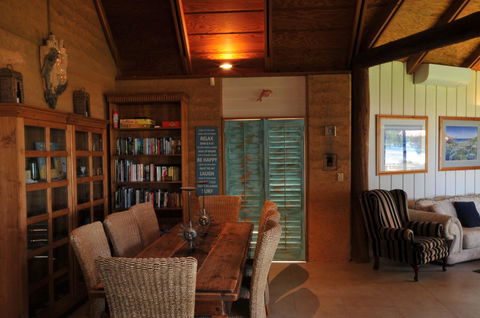 Beach House Dunsborough - Kempsey Accommodation 14