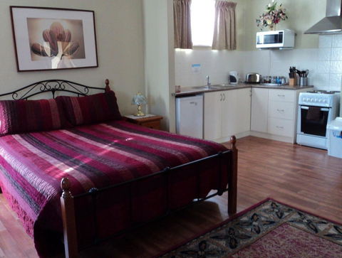 Armadale Cottage Bed & Breakfast - Kempsey Accommodation 24