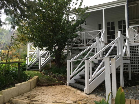 Applegate Lane Chalet - Kempsey Accommodation 5