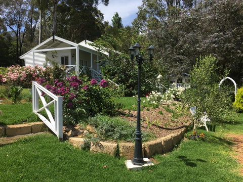 Applegate Lane Chalet - Kempsey Accommodation 4