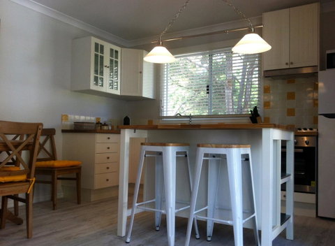 Applegate Lane Chalet - Kempsey Accommodation 13