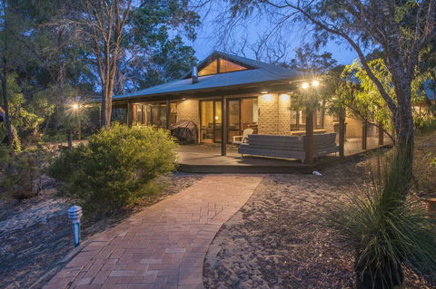 53 Martina Drive - Kempsey Accommodation 3