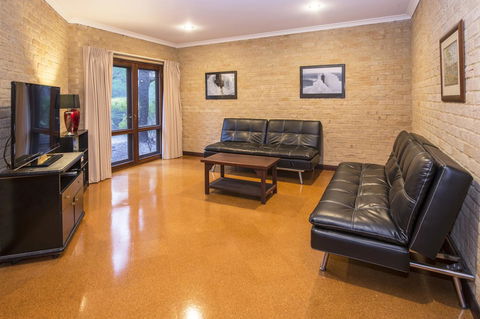 53 Martina Drive - Kempsey Accommodation 26