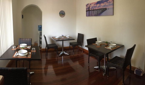 The Royal Dolphin Bed & Breakfast Safety Bay - Kempsey Accommodation 28