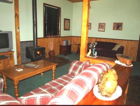 Pemberton Old Picture Theatre Holiday Apartments - Kempsey Accommodation 21