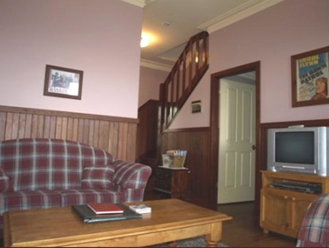 Pemberton Old Picture Theatre Holiday Apartments - Kempsey Accommodation 6