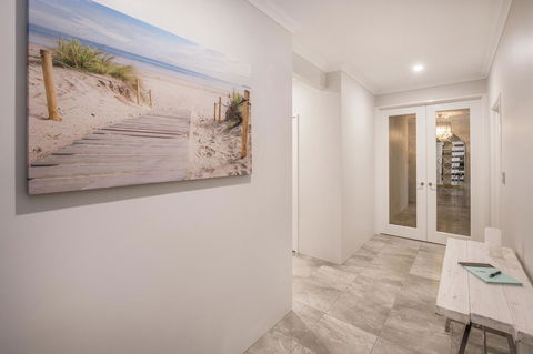 15 Cabot Close - Kempsey Accommodation 3