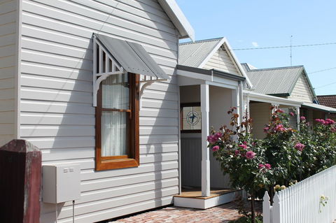 Bluebird Cottage - Kempsey Accommodation 31