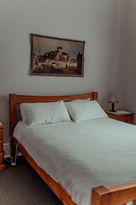 Bluebird Cottage - Kempsey Accommodation 6