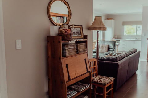 Bluebird Cottage - Kempsey Accommodation 14