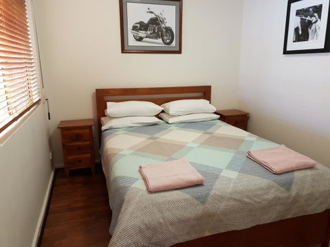 Ocean View Villas - 2 Bedroom Villa In Quiet Complex - Kempsey Accommodation 0