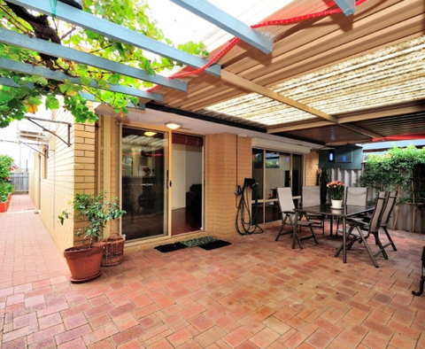 Ocean View Villas - 2 Bedroom Villa In Quiet Complex - Kempsey Accommodation 10