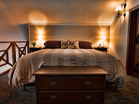 Oak Tree Barn Bridgetown - Kempsey Accommodation 11