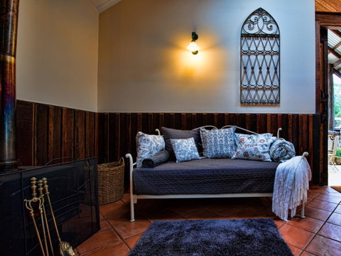 Oak Tree Barn Bridgetown - Kempsey Accommodation 3