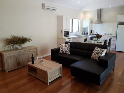 Jarrah Grove Forest Retreat - Kempsey Accommodation 8