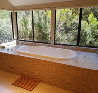 Jarrah Grove Forest Retreat - Kempsey Accommodation