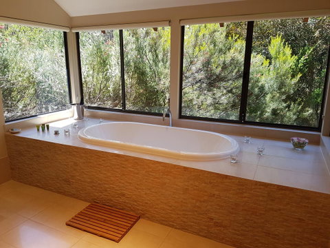 Jarrah Grove Forest Retreat - Kempsey Accommodation 0