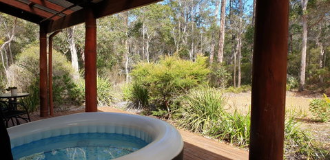 Jarrah Grove Forest Retreat - Kempsey Accommodation 14