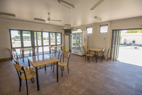 RAC Exmouth Cape Holiday Park - Kempsey Accommodation 22