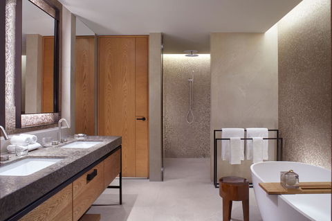 The Ritz-Carlton, Perth - Kempsey Accommodation 8