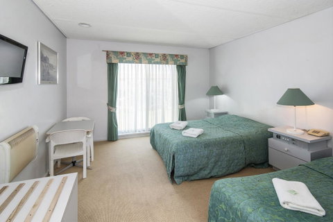 Augusta Hotel Motel - Kempsey Accommodation 2