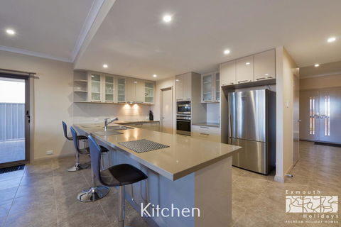 7 Kestrel Place - Kempsey Accommodation 7
