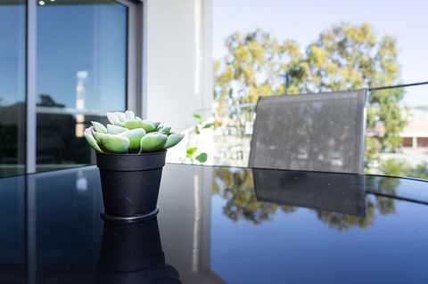 New Apartment On Great Location Opposite Garden City : 02 - Kempsey Accommodation 4