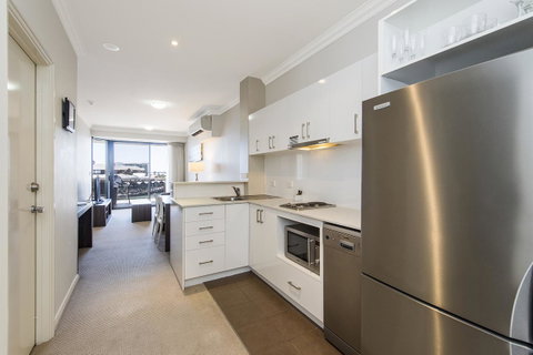 Dolphin Quay Apartments - Kempsey Accommodation 34