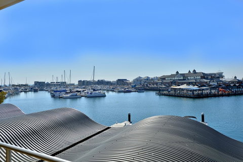 Dolphin Quay Apartments - Kempsey Accommodation 13