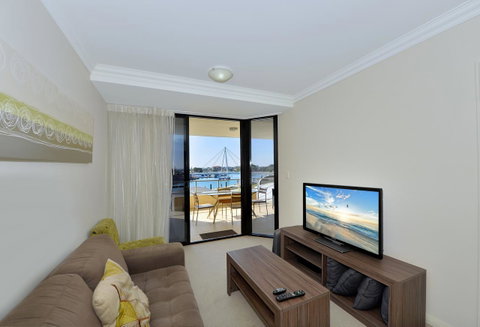 Dolphin Quay Apartments - Kempsey Accommodation 10